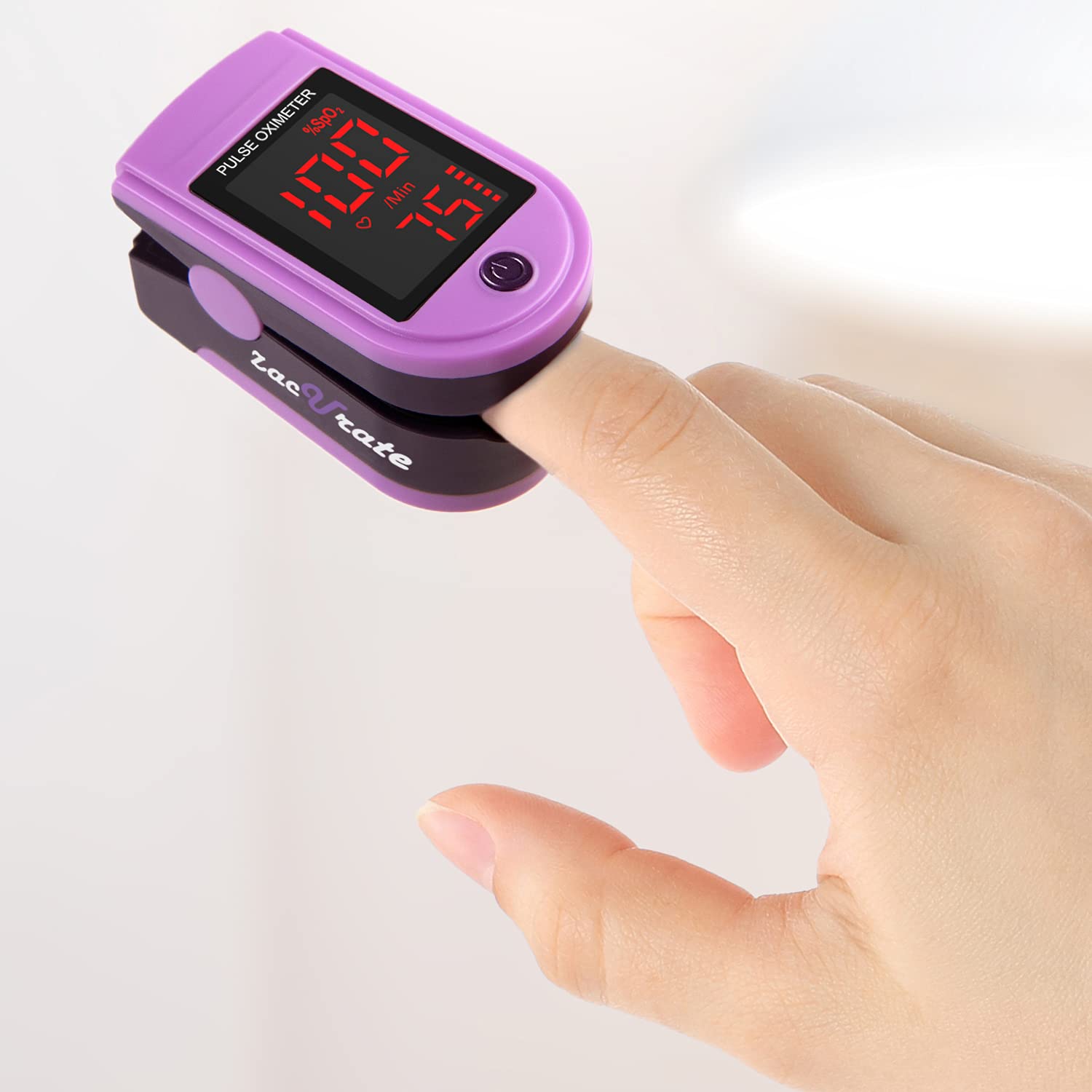 500DL Fingertip Pulse Oximeter Blood Oxygen Saturation Monitor with Silicone Cover, Batteries and Lanyard